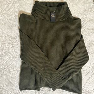 Hollister Turtleneck Sweater